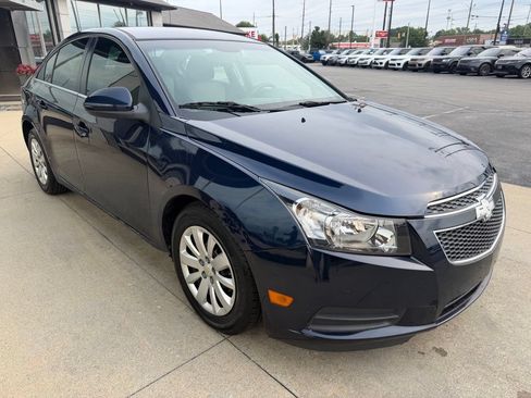 Used 2011 Chevrolet Cruze LS FWD image 5