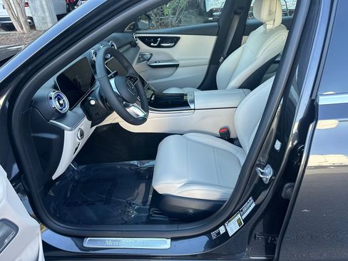 New 2026 Mercedes-Benz C 300 4MATIC Sedan image 10