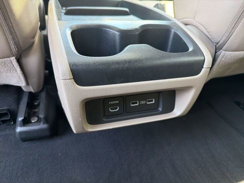 Certified 2024 Honda Odyssey Elite image 39