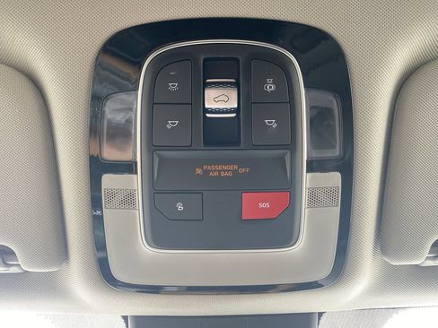 Certified 2023 Hyundai Santa Fe SEL w/ Premium Package FWD image 31