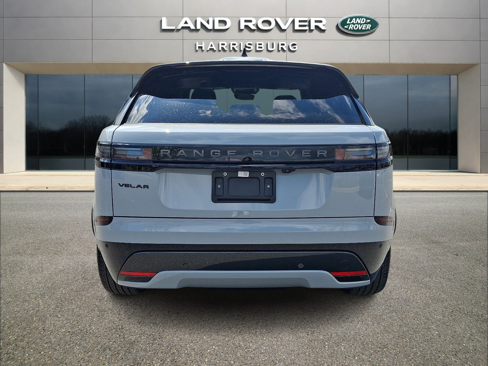 New 2026 Land Rover Range Rover Velar Dynamic SE AWD/4WD image 3