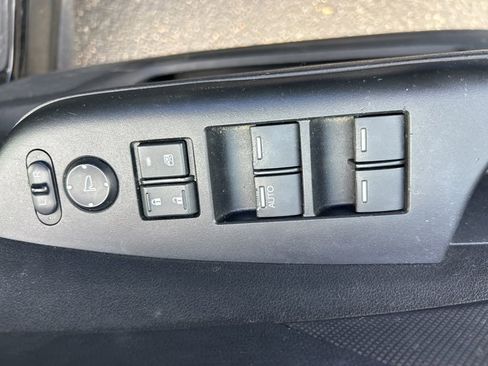 Used 2016 Honda CR-V SE image 16