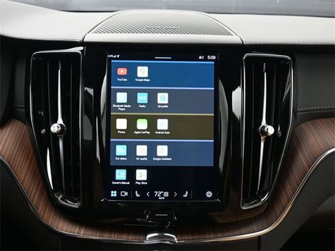 Used 2023 Volvo XC60 B5 Ultimate w/ Protection Package Premier image 20