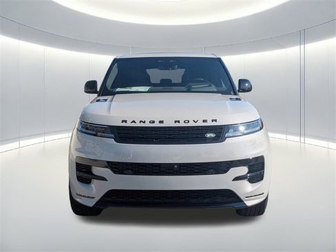 New 2025 Land Rover Range Rover Sport Dynamic SE image 3