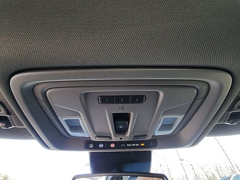 Used 2023 Chevrolet Silverado 1500 LTZ image 26