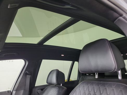 Certified 2024 BMW X7 xDrive40i w/ M Sport Package image 20