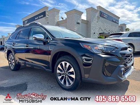 Used 2024 Subaru Outback Touring AWD/4WD image 1