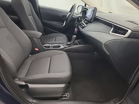 Used 2025 Toyota Corolla LE FWD image 16
