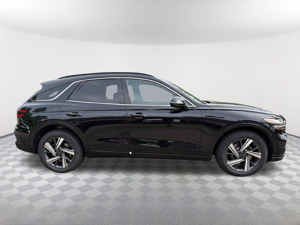 Used 2026 Genesis GV70 3.5T Sport Advanced AWD/4WD image 4