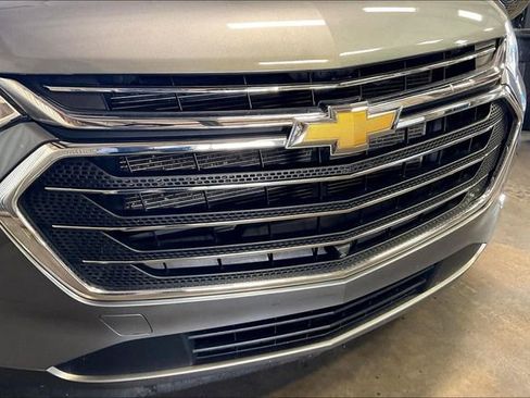 Used 2020 Chevrolet Traverse Premier w/ LPO, Floor Liner Package image 30