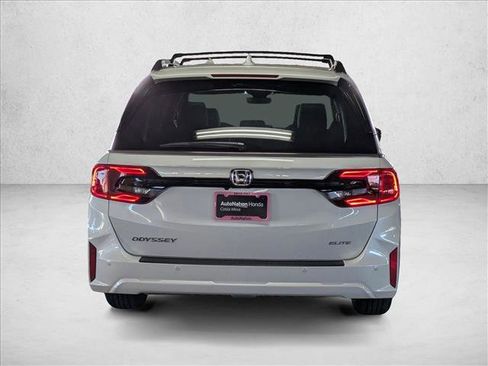 New 2026 Honda Odyssey Elite image 8