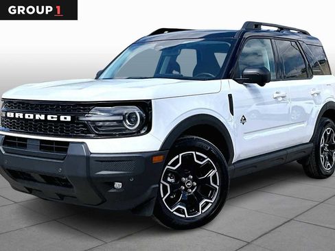 Used 2025 Ford Bronco Sport Outer Banks w/ Outer Banks Tech Package+ image 1