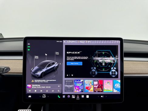 Used 2022 Tesla Model Y Performance AWD/4WD image 25