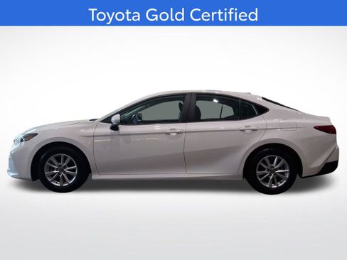 Used 2025 Toyota Camry LE FWD image 2