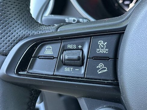 Used 2025 Alfa Romeo Stelvio Sprint w/ Veloce Package AWD/4WD image 26