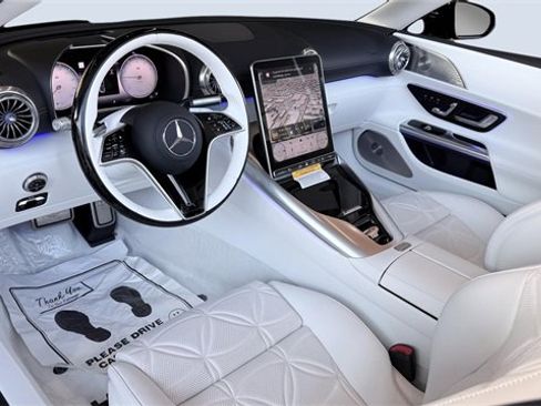 New 2026 Mercedes-Benz Maybach SL 680 image 5