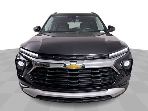 New 2026 Chevrolet TrailBlazer LT w/ Driver Confidence Package FWD image 3