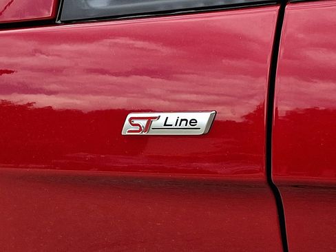 Used 2021 Ford Edge ST-Line FWD image 33