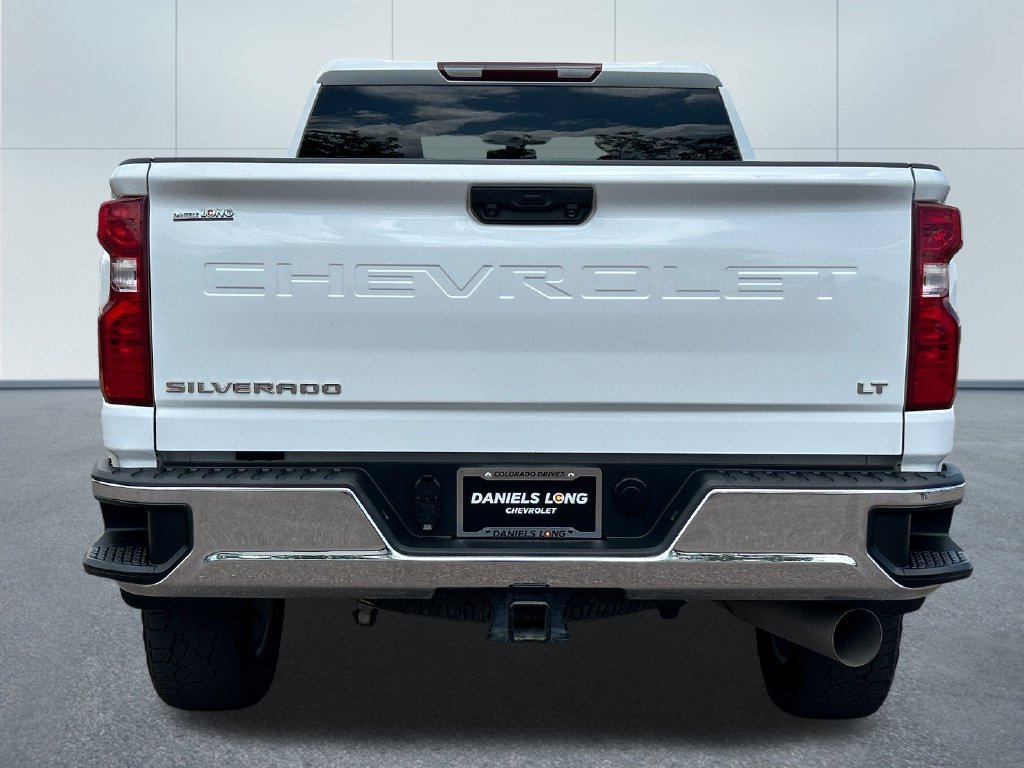 Used 2022 Chevrolet Silverado 2500 LT w/ Convenience Package AWD/4WD image 4