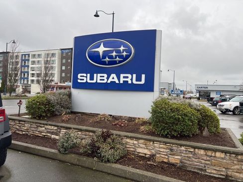 Used 2025 Subaru Forester Premium image 10