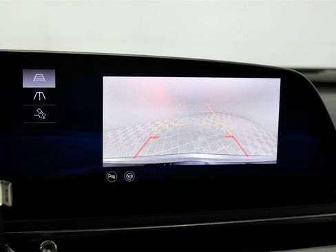 Used 2024 Cadillac Lyriq Tech image 22