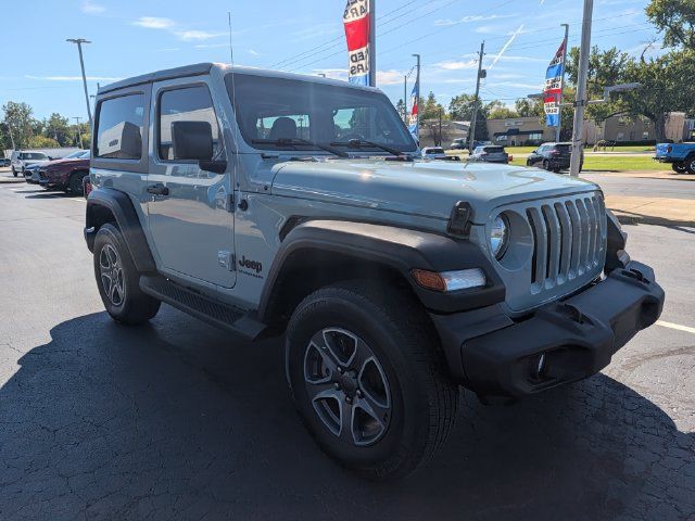 Used 2023 Jeep Wrangler Sport AWD/4WD image 7