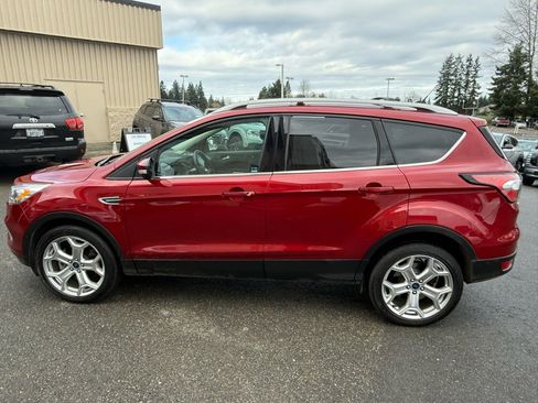 Used 2018 Ford Escape Titanium w/ Ford Safe & Smart Package image 5