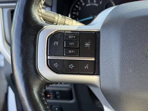 Used 2023 Ford Expedition Max XLT image 18