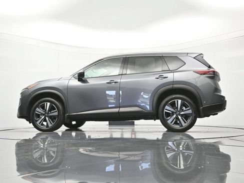 Certified 2024 Nissan Rogue SL w/ SL Premium Package FWD image 45