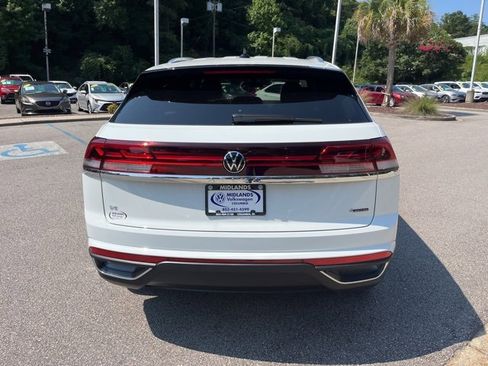 New 2025 Volkswagen Atlas Cross Sport SE image 28