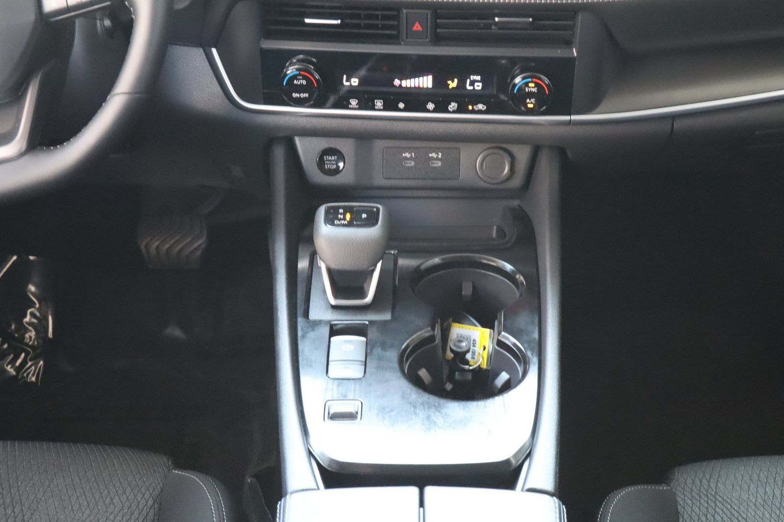 Used 2026 Nissan Rogue SV FWD image 32