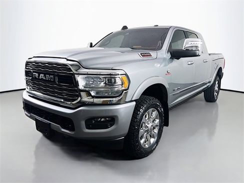 Used 2024 RAM 2500 Limited image 5