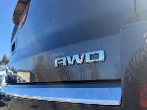 Used 2015 GMC Acadia Denali image 36