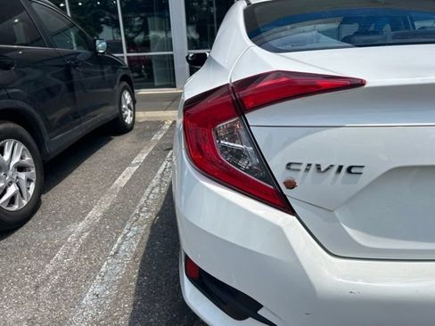 Used 2017 Honda Civic LX image 8