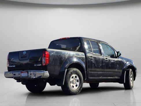 Used 2007 Nissan Frontier SE w/ Power Pkg AWD/4WD image 22