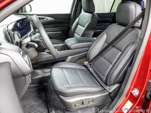 New 2026 Chevrolet Traverse LT w/ Driver Confidence Package image 9