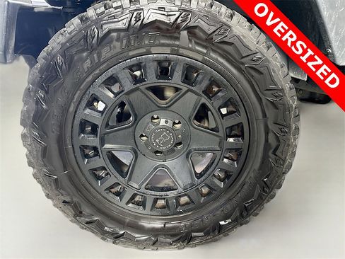 Used 2017 Jeep Wrangler Sport image 27