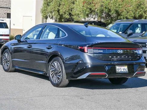 Certified 2025 Hyundai Sonata Limited image 9