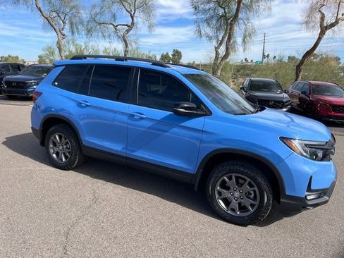 Certified 2024 Honda Passport TrailSport image 19