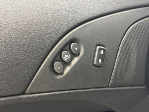 Used 2005 Chevrolet Corvette Coupe w/ Preferred Equipment Group image 9