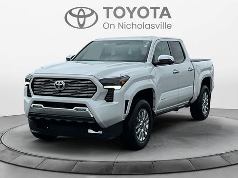Used 2025 Toyota Tacoma Limited image 1