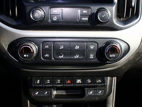 Used 2021 Chevrolet Colorado ZR2 w/ ZR2 Dusk Special Edition image 19