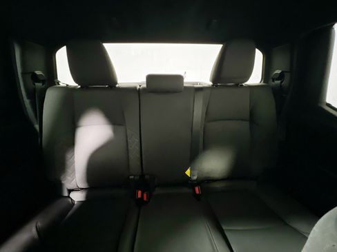 Used 2025 Toyota Tacoma SR5 RWD image 33