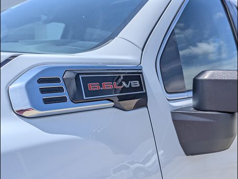 New 2026 GMC Sierra 3500 Denali w/ Denali Reserve Package AWD/4WD image 11