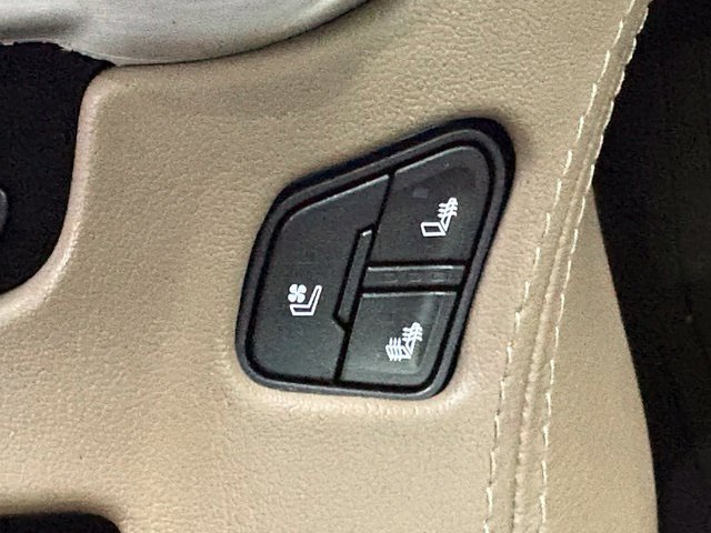 Used 2019 GMC Yukon XL SLT AWD/4WD image 48