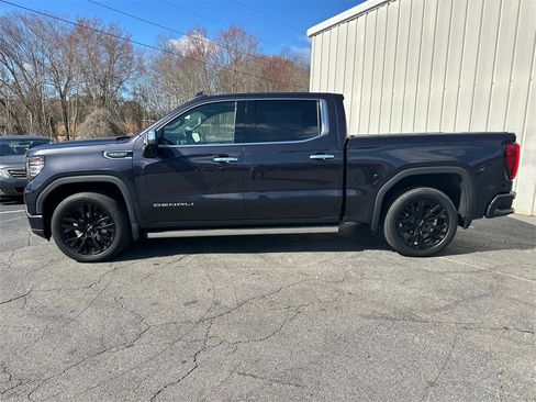 Used 2022 GMC Sierra 1500 Denali image 9