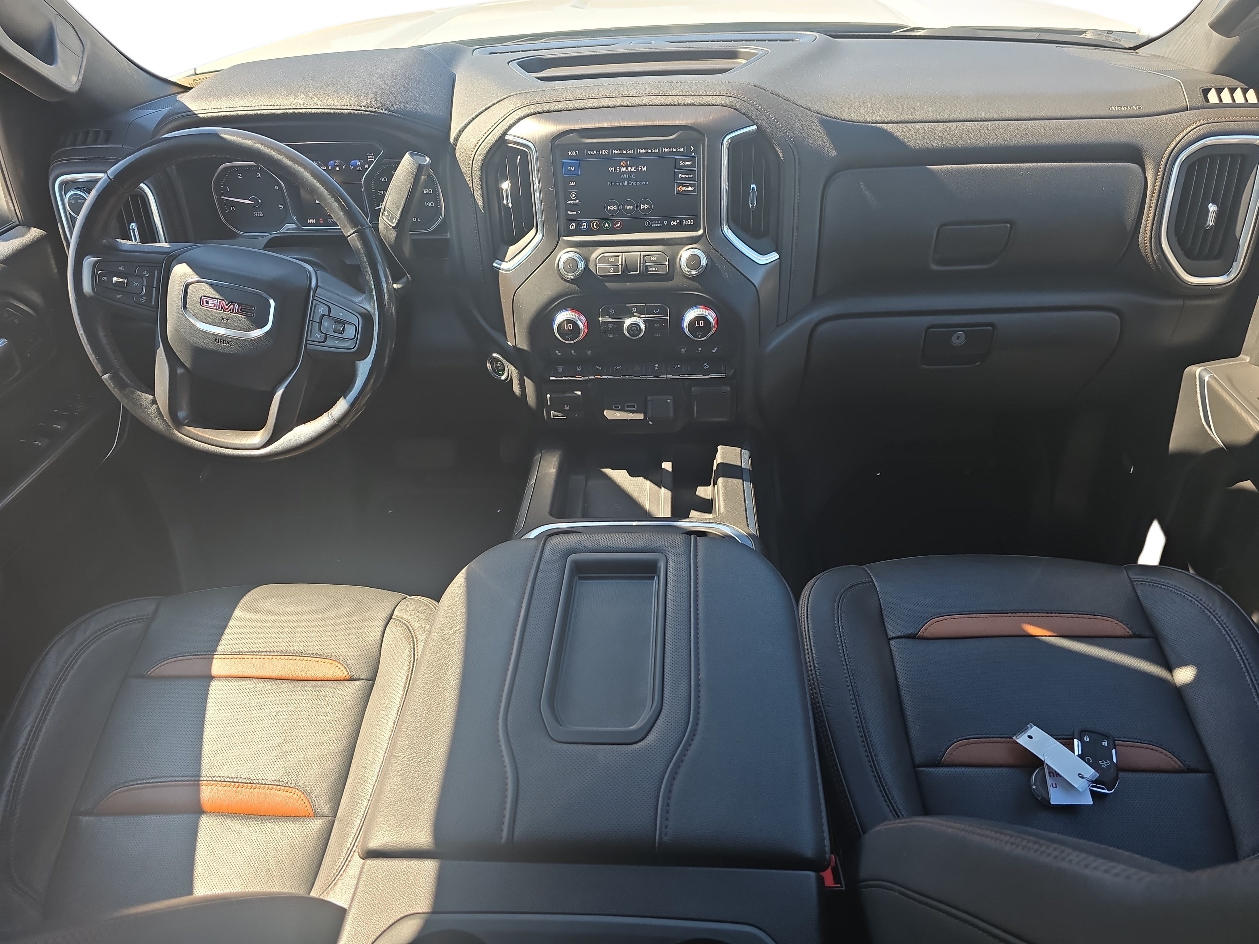 Used 2021 GMC Sierra 2500 AT4 w/ AT4 Preferred Package AWD/4WD image 9