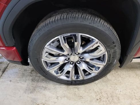 Certified 2024 GMC Sierra 1500 Denali image 7