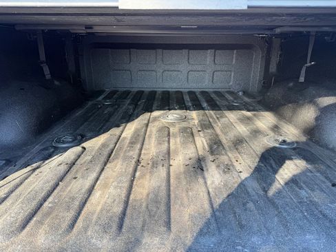 Used 2022 RAM 2500 Tradesman w/ Chrome Appearance Group image 11