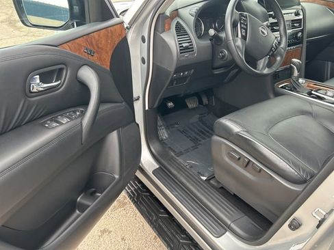 Certified 2024 Nissan Armada SL w/ Captain's Chairs Package image 7